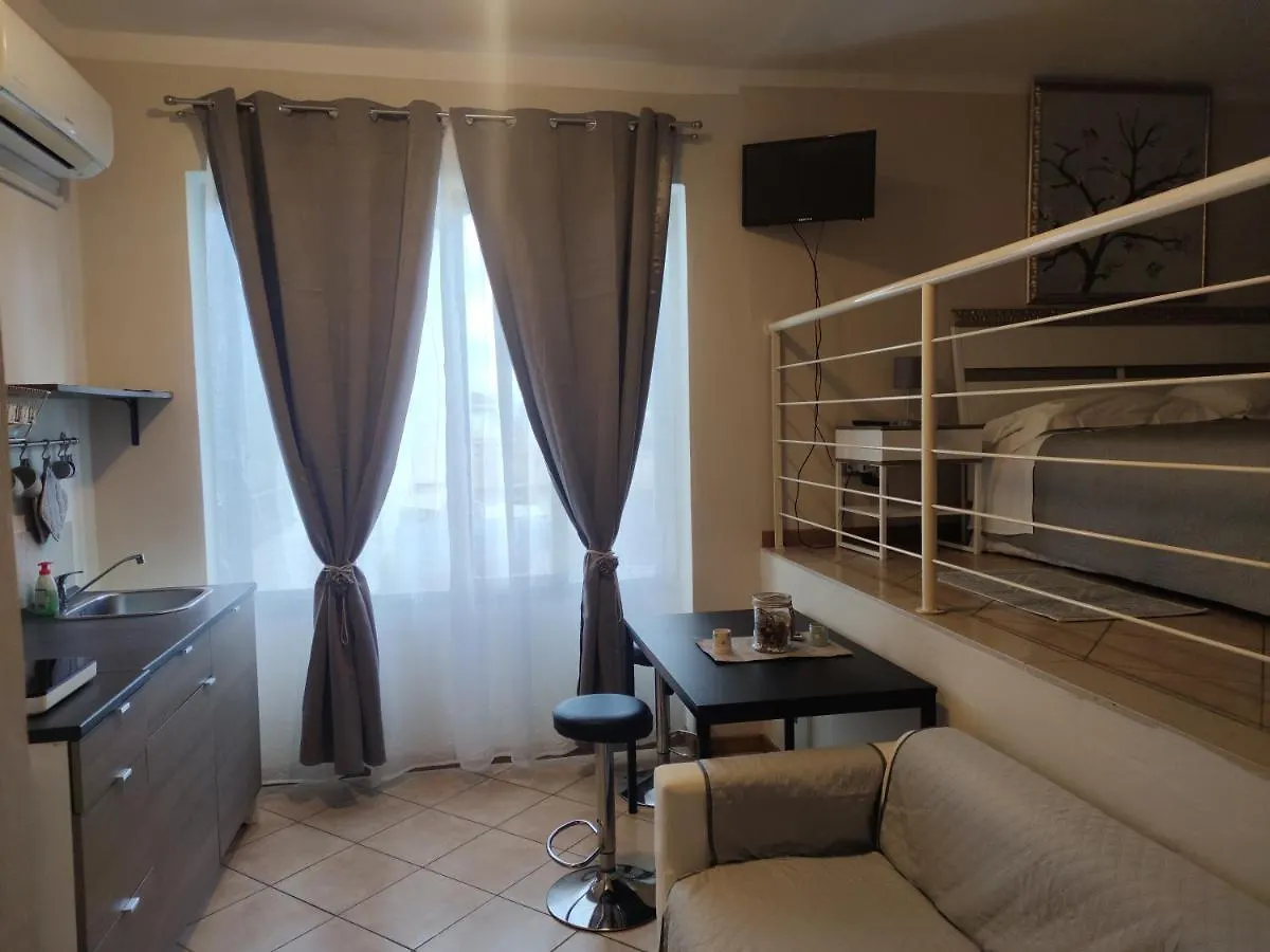 Appartamenti La Piazzetta Vicino A Firenze Signa 0*,  Itálie