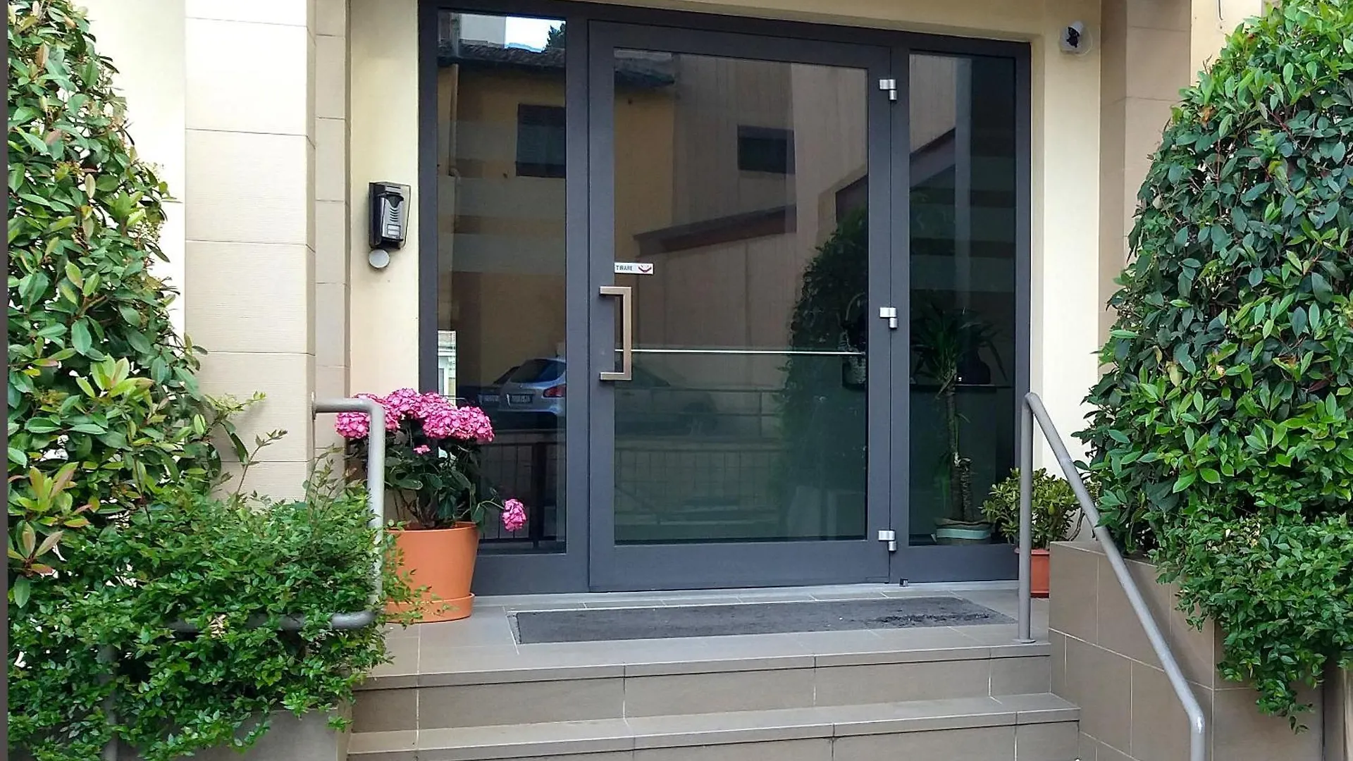 Appartamenti La Piazzetta Vicino A Firenze Signa 0*,