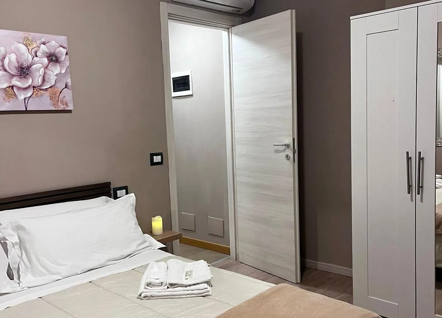 Appartamenti La Piazzetta Vicino A Firenze Signa 0*,