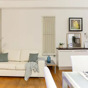 the-best-rent-apartment-near-navigli.it-lombardy.com/